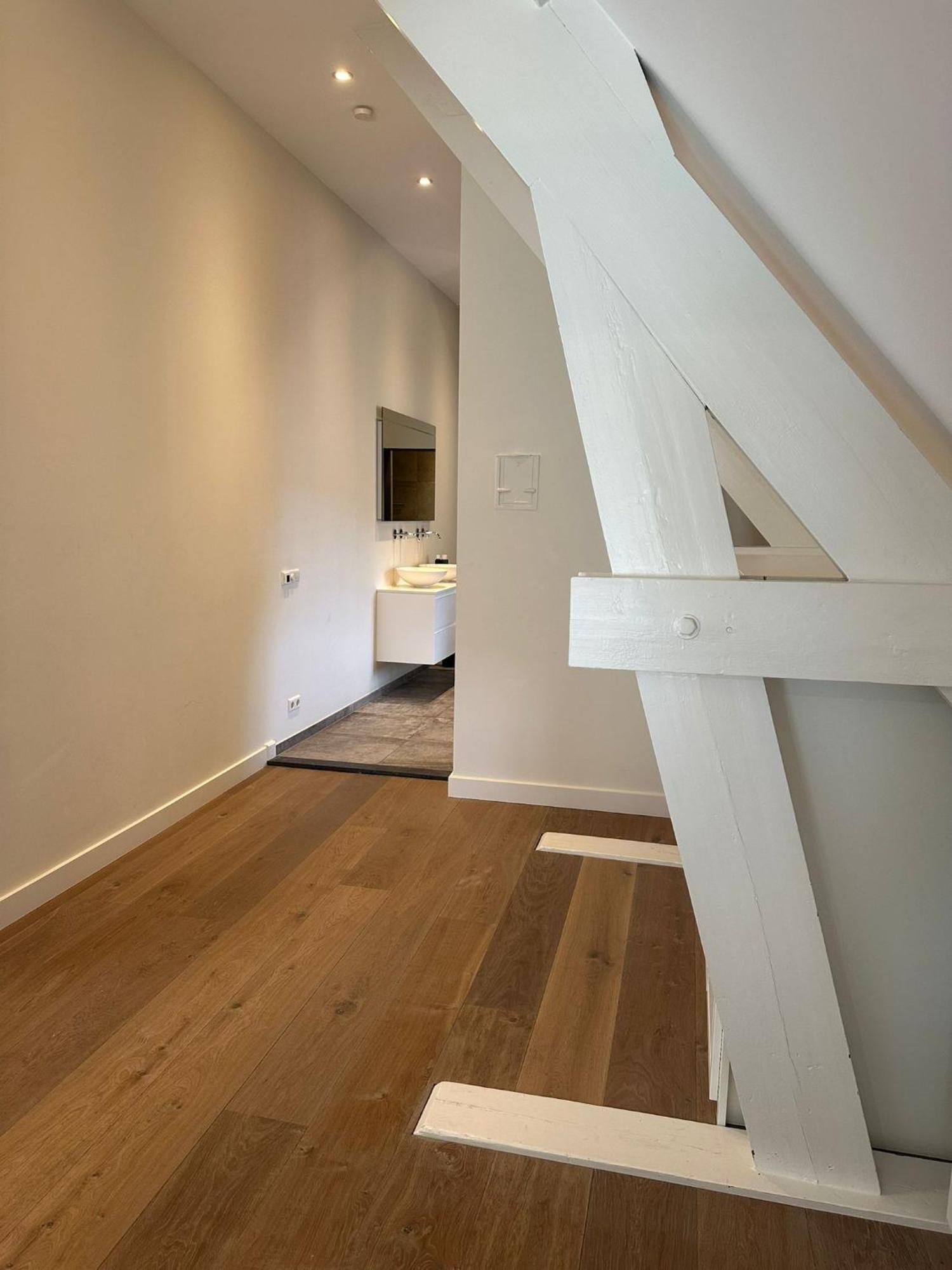 Urban Comfort Loft Apartment Den Haag